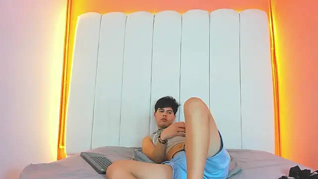 Felipe Cold online show from February 3, 2026, 2:21 am