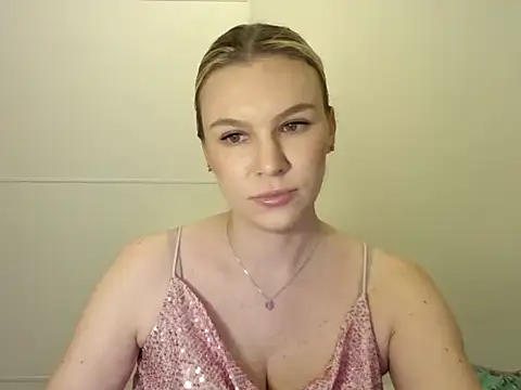 Snapshot of SadieBrilliance chatting on October 21, 2025, 6:08 pm SadieBrilliance online show from October 21, 2025, 6:08 pm