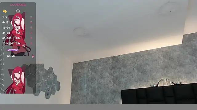 crystaldarliing online show from March 23, 2026, 4:33 pm