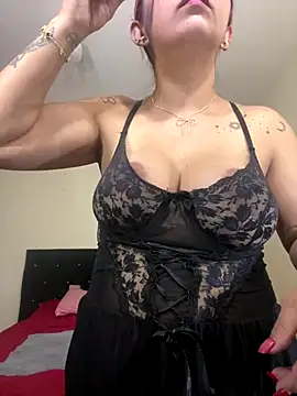 Snapshot of Vamanda05 chatting on October 6, 2025, 11:13 pm Vamanda05 online show from October 6, 2025, 11:13 pm