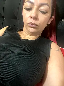 Snapshot of Vamanda05 chatting on October 15, 2025, 11:27 pm Vamanda05 online show from October 15, 2025, 11:27 pm