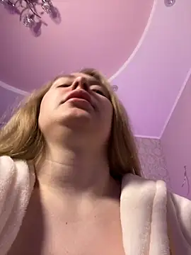 DeniMilkyyyyy online show from September 26, 2025, 7:40 pm