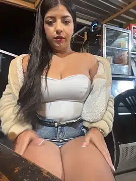 Isaa-Sweet online show from March 12, 2026, 7:25 am