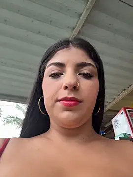 Isaa-Sweet online show from March 18, 2026, 11:46 am