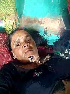 Hot rewi online show from November 2, 2025, 3:53 am