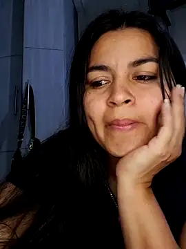 Snapshot of Llizxxy chatting on March 4, 2026, 3:34 am Llizxxy online show from March 4, 2026, 3:34 am