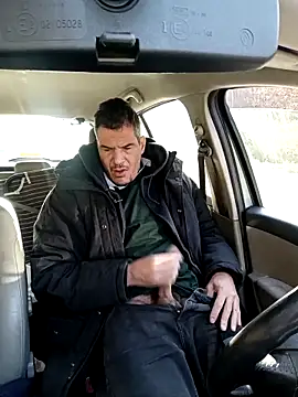 twitshe online show from November 22, 2025, 9:08 am