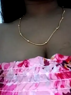 Snapshot of Hot-Soniya733 chatting on July 7, 2026, 4:44 pm Hot-Soniya733 online show from July 7, 2026, 4:44 pm