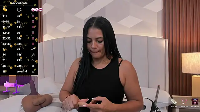 Mommy Naughty online show from May 28, 2026, 10:45 am