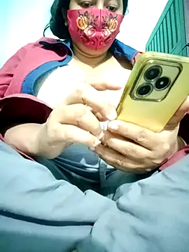 jenyfer709 online show from January 6, 2026, 11:18 pm