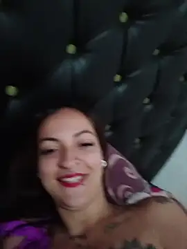 Snapshot of lexxie_emma chatting on August 8, 2026, 6:04 am lexxie emma online show from August 8, 2026, 6:04 am