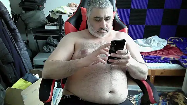 Snapshot of Youngboy_1985 chatting on January 10, 2026, 2:08 pm Youngboy 1985 online show from January 10, 2026, 2:08 pm