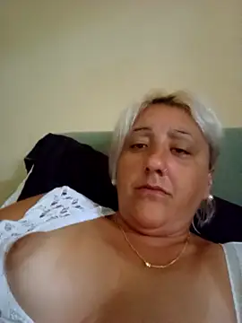 Samantha6767x online show from February 6, 2026, 4:21 pm