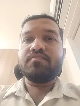 Snapshot of VJ17 chatting on May 15, 2026, 10:11 am VJ17 online show from May 15, 2026, 10:11 am