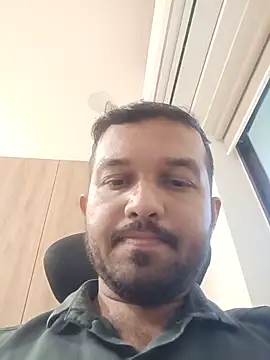 Snapshot of VJ17 chatting on June 3, 2026, 9:56 am VJ17 online show from June 3, 2026, 9:56 am