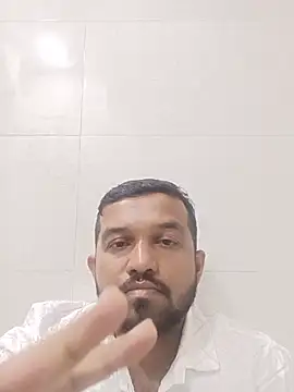 Snapshot of VJ17 chatting on June 20, 2026, 2:42 pm VJ17 online show from June 20, 2026, 2:42 pm