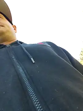 jmoney1219 online show from April 18, 2026, 9:48 pm