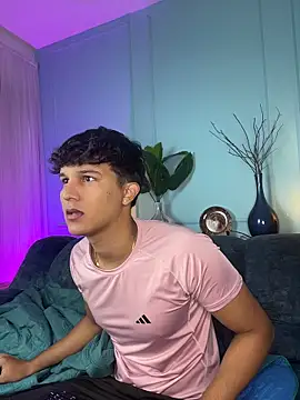 Leo Savage  online show from March 14, 2026, 3:12 am