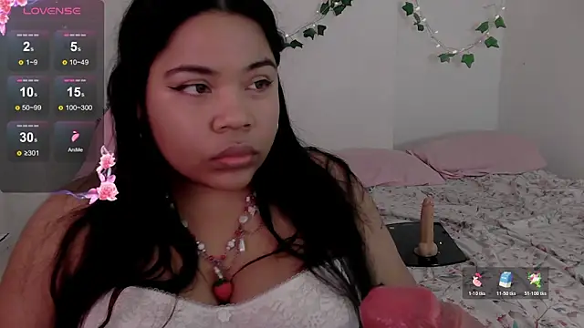 Juicy elenxx online show from March 21, 2026, 4:28 am