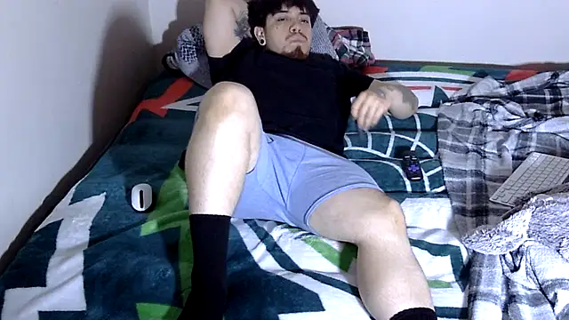 Snapshot of kennyCumz chatting on January 15, 2026, 8:41 am kennyCumz online show from January 15, 2026, 8:41 am