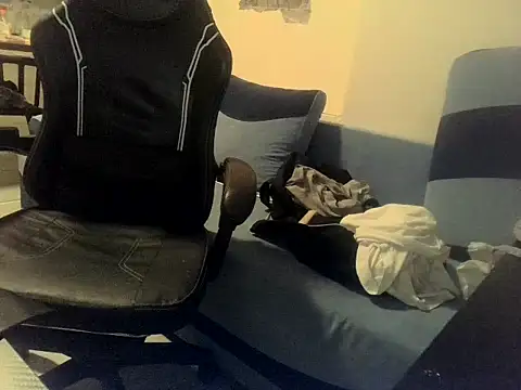 Snapshot of Wyrolowanyyy chatting on February 26, 2026, 9:03 pm Wyrolowanyyy online show from February 26, 2026, 9:03 pm