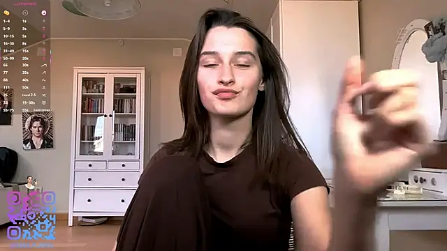 Snapshot of DarlineBrustera chatting on March 22, 2026, 2:20 pm DarlineBrustera online show from March 22, 2026, 2:20 pm