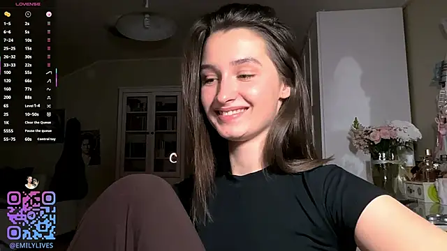 Snapshot of DarlineBrustera chatting on April 10, 2026, 6:12 pm DarlineBrustera online show from April 10, 2026, 6:12 pm