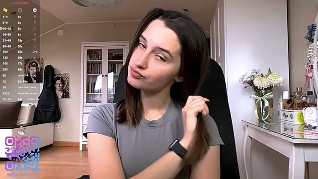 Snapshot of DarlineBrustera chatting on April 12, 2026, 2:11 pm DarlineBrustera online show from April 12, 2026, 2:11 pm