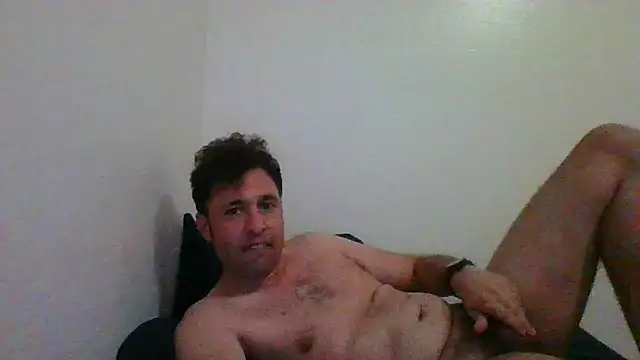 Snapshot of micgolf2025 chatting on October 28, 2025, 7:56 am micgolf2025 online show from October 28, 2025, 7:56 am