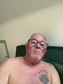 Snapshot of naughtygrandad1 chatting on April 23, 2026, 7:27 pm naughtygrandad1 online show from April 23, 2026, 7:27 pm