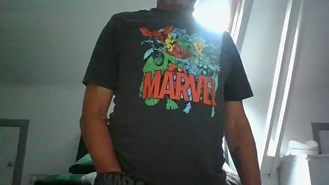 Snapshot of naughtygrandad1 chatting on May 3, 2026, 6:52 am naughtygrandad1 online show from May 3, 2026, 6:52 am