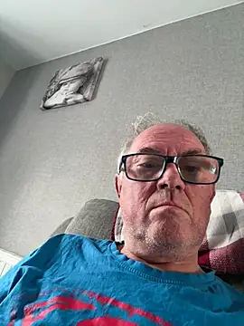 Snapshot of naughtygrandad1 chatting on May 24, 2026, 7:02 am naughtygrandad1 online show from May 24, 2026, 7:02 am