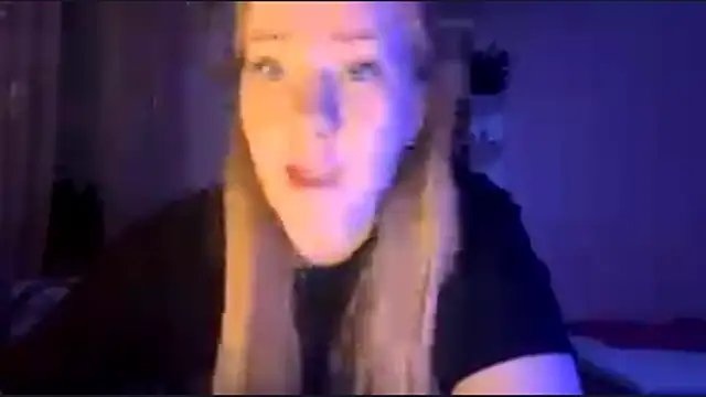 Snapshot of PandaFluff chatting on February 11, 2026, 6:57 pm PandaFluff online show from February 11, 2026, 6:57 pm