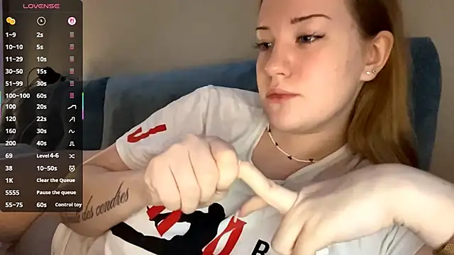 PandaFluff online show from March 21, 2026, 5:49 pm