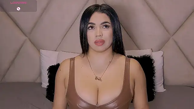 CharlotteeBrownn online show from October 11, 2025, 2:33 am