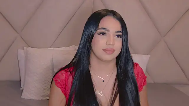 Snapshot of CharlotteeBrownn chatting on April 24, 2026, 1:30 am CharlotteeBrownn online show from April 24, 2026, 1:30 am