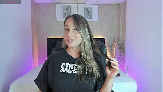 jessica hotxxx online show from September 9, 2025, 4:28 pm