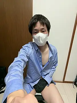 Snapshot of gHayato chatting on March 1, 2026, 3:47 pm gHayato online show from March 1, 2026, 3:47 pm