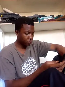 sweetdickboy2 online show from November 24, 2025, 7:52 am