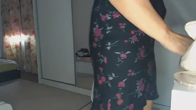 merlyn4 online show from September 12, 2025, 11:54 am