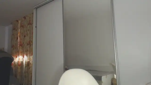 merlyn4 online show from September 29, 2025, 8:19 am