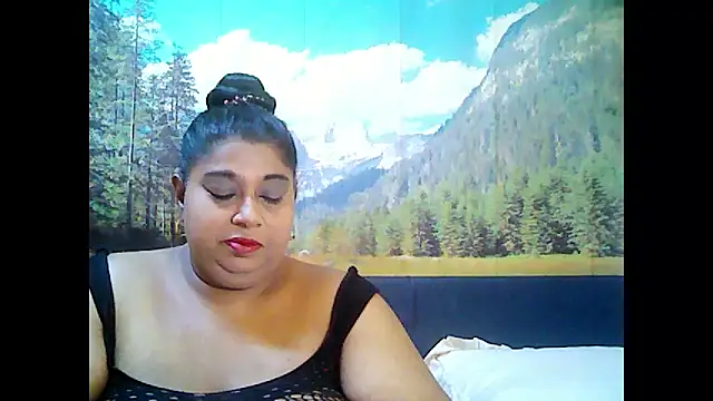 indianhoney694u online show from September 27, 2025, 5:12 am