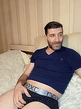 Alexdaniel89 online show from April 4, 2026, 9:45 pm