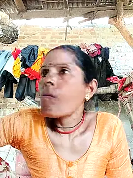 Snapshot of Suhana_pandit chatting on September 10, 2025, 10:15 am Suhana pandit online show from September 10, 2025, 10:15 am