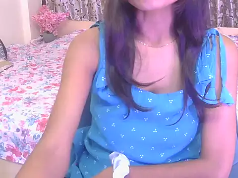 hoty-priya online show from February 11, 2026, 5:01 am