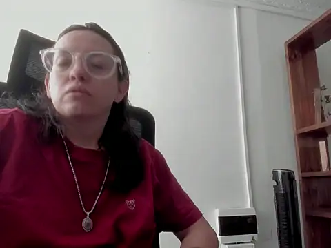 dalila macherano1 online show from October 18, 2025, 3:57 pm