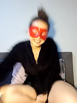 Snapshot of Maskelihatun chatting on March 6, 2026, 8:38 pm Maskelihatun online show from March 6, 2026, 8:38 pm