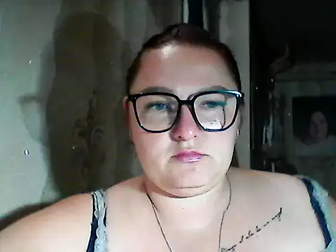 AngelQSky online show from September 30, 2025, 4:12 pm