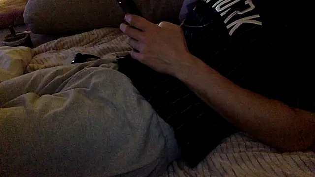 Breezydicksn online show from October 29, 2025, 5:14 pm