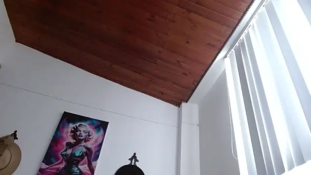 Crystal Star  online show from March 6, 2026, 12:01 pm